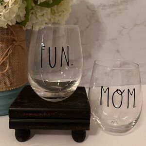 Like new Rae Dunn Clear Glass Stemless Wine Glass Set -“Fun and Mom”.